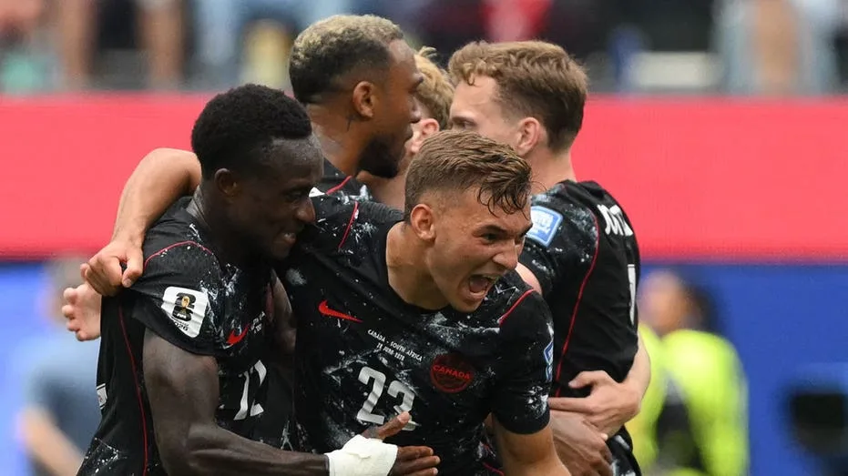 Canada Claims First World Cup Knockout Stage Win with Stoppage-Time Strike Against South Africa