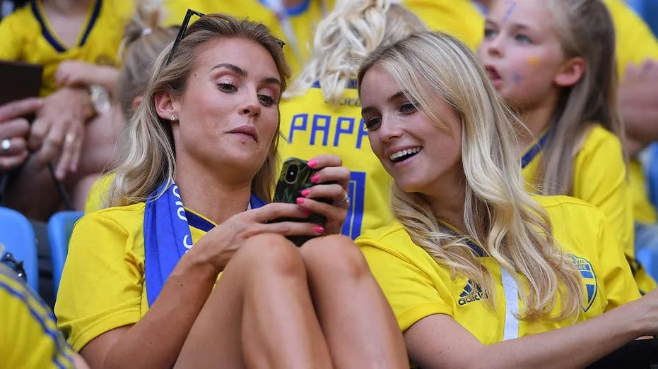 Swedish World Cup Defender's Wife Maja Lindelof Embraces Texas Culture, Reader Mailbag Explores Diverse Topics