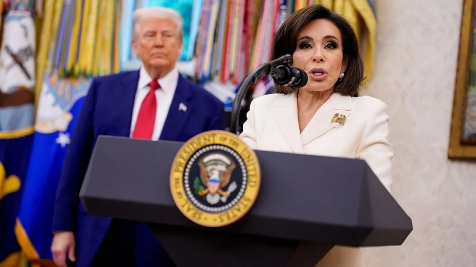 White House Urges Justice Department to Reconsider Reflecting Pool Case Dismissal