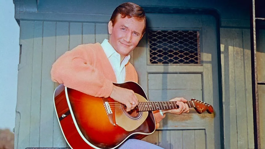 Roger Miller's Son Reveals Country Icon's Stark Choice Before Army Service