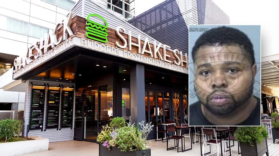 Arizona Shake Shack Employee Accused of Robbing Restaurant, Returns to Work Days Later