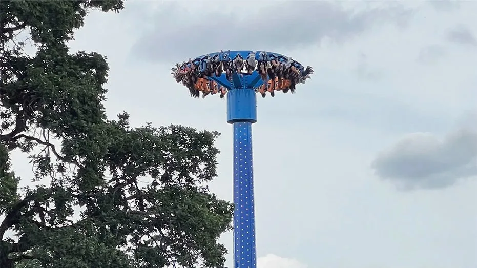Oregon Jury Awards $550,000 to Teens Stranded Upside Down on Amusement Park Ride