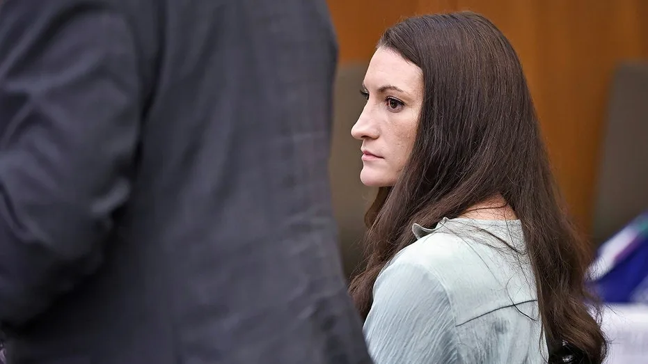 Social Media Could Reshape Lindsay Clancy Retrial Dynamics, Retired Judge Suggests Amid Jury Deadlock